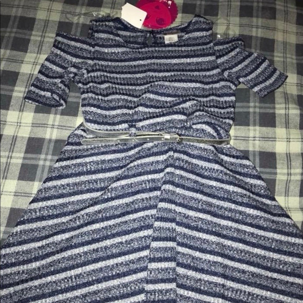 NWT Girls Sweater Dress with Belt Size 7